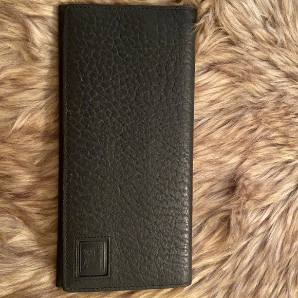 Burberry’s Long Black Wallet - Picture 1 of 5
